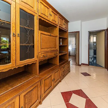 Stunning In With Kitchen *